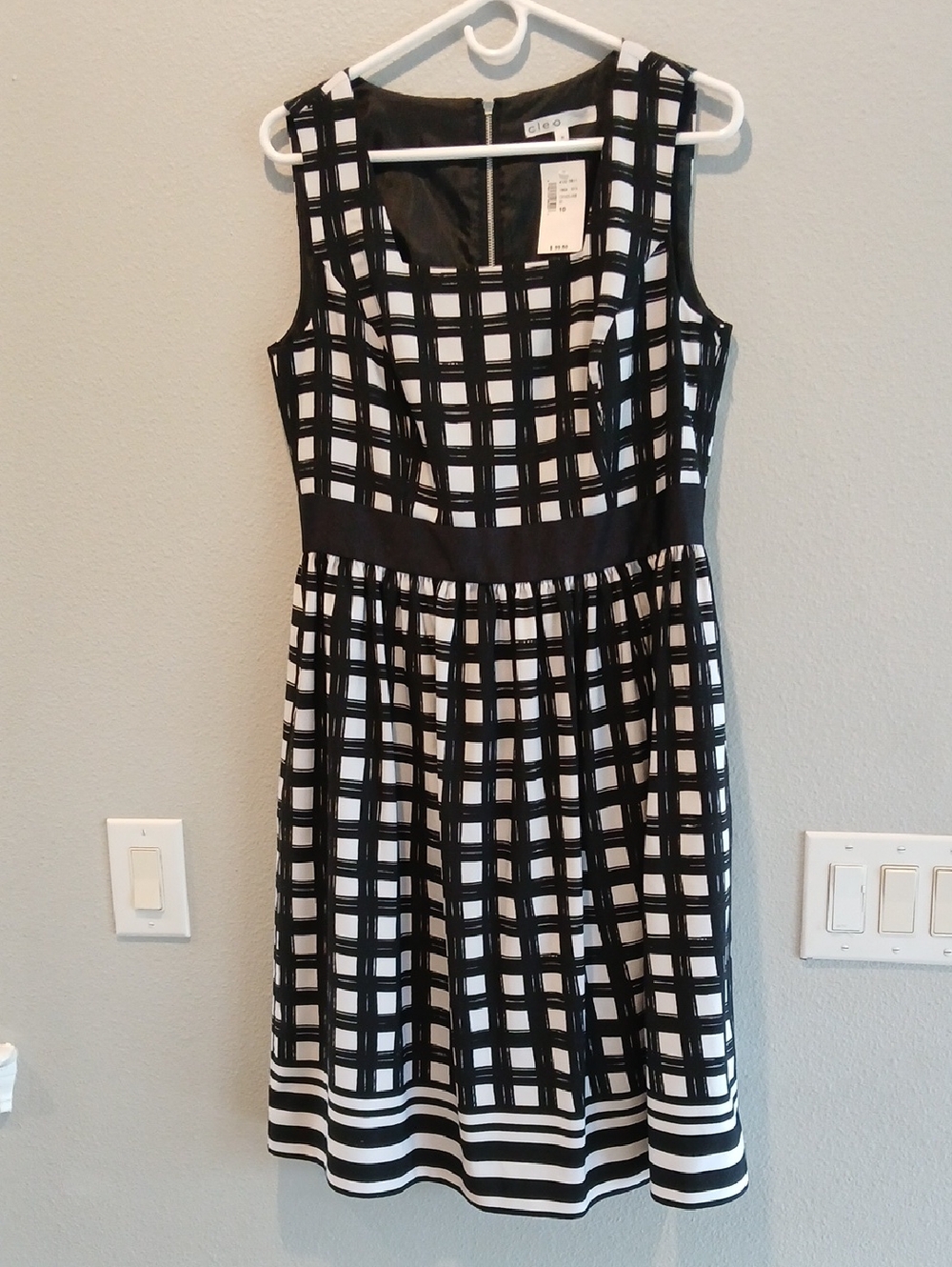 Nwt Cleo Black and White Check Midi Dress Size 10 Sleeveless